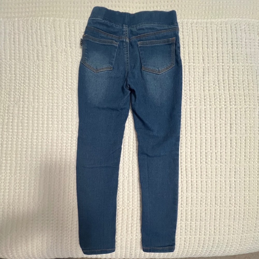 Girls (USED) DKNY Stretch Jeans size 6X - Picture 3 of 4